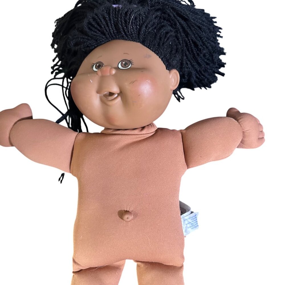 Vintage 2004 Cabbage Patch Kids 18" Doll With Black Yarn Hair Brown Eyes & Strip - Picture 6 of 10